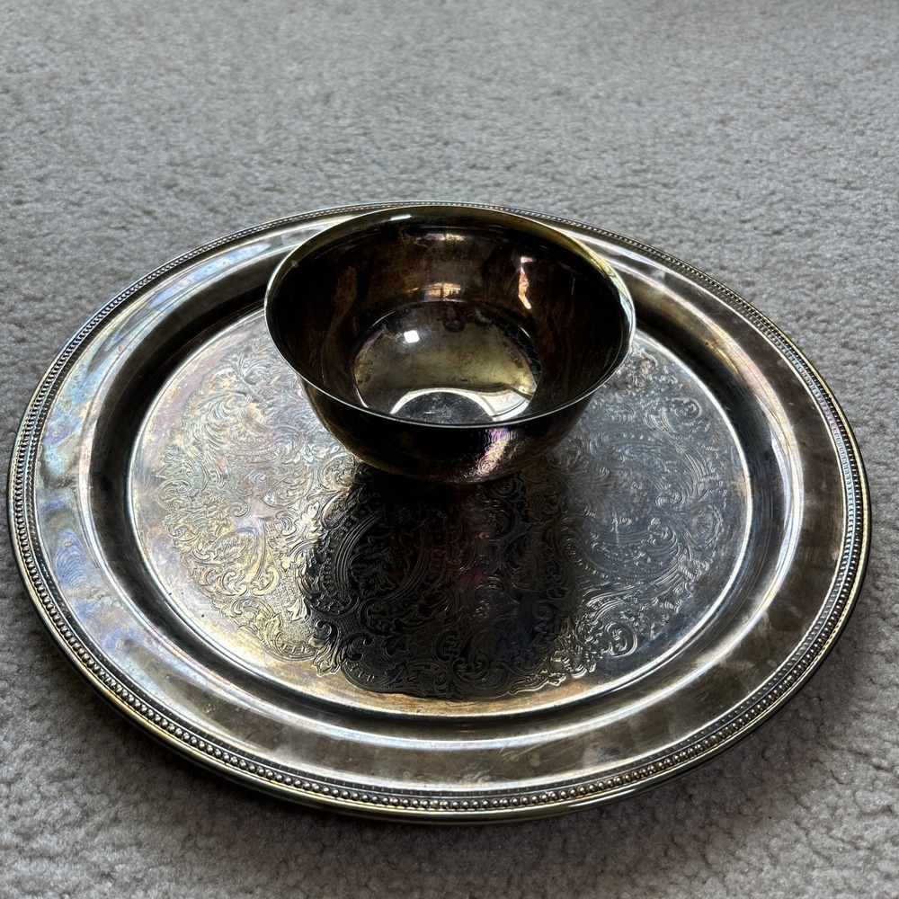 Vintage Oneida Wm Rogers Silver Plated Chip and Dip Serving Platter 12.5 inch